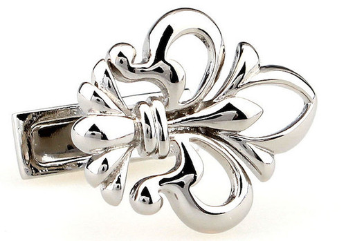 silver Fleur de lis cufflinks close up image