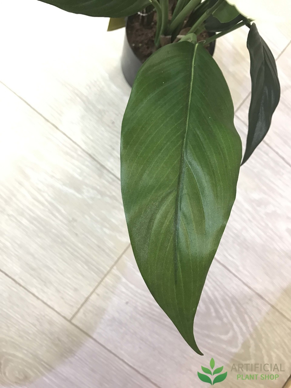 Artificial Lily Leaf