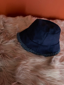 Reversible bucket hat