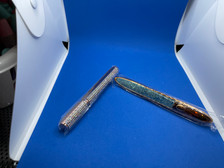 Eyelash’s adhesive 