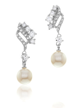 Betsey's Floral Crystal & Pearl Earrings 4 | Earrings