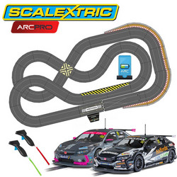 Scalextric Digital Bundle SL5 2022 ARC PRO 2 BTCC Cars Jadlamracing Layout
