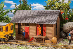 Pola Wooden Store with Office Kit G Gauge PO330880