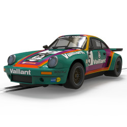 Scalextric C4439 Porsche 911 3.0 RSR - Vaillant 1:32 Slot Car