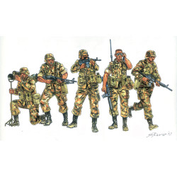 ITALERI Modern US Soldiers 6168 1:72 Model Kit Figures