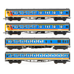 Hornby R30107 South West Trains Class 423 4-VEP EMU Train Pack - Era 10
