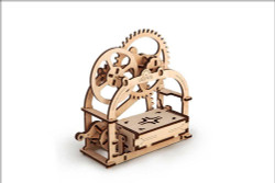 UGEARS Mechanical Box Mechanical Wooden Model Kit 70001