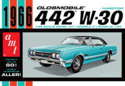 AMT 1432M 1966 Oldsmobile 442 W-30 Hardtop 1:25 Model Kit