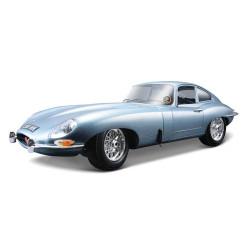 Bburago 1:18 Jaguar E Coupe (1961) Diecast Model Car 18-12044