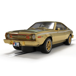 Scalextric C4551A James Bond AMC Hornet Man with The Golden Gun Gold 1:32 Car