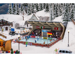 Faller 134005 Ice Rink with Moving Figures Kit IV HO Gauge