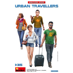Miniart 38095 Urban Travellers Figures 1:35 Model Kit