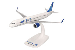 Herpa Snapfit Airbus A321neo United Airlines N44501 (1:200) HA614351