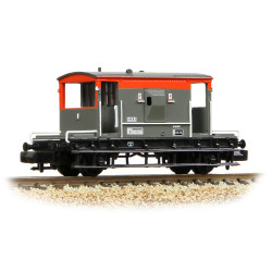 Graham Farish 377-535B BR 20T Brake Van BR Railfreight Red & Grey