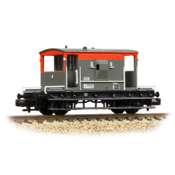 Graham Farish 377-535C BR 20T Brake Van BR Railfreight Red & Grey