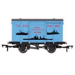Dapol Navy VE Day 80th Anniversary Ventilated Van OO Gauge DA4F-011-150