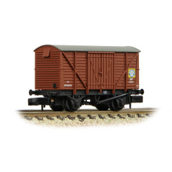 Graham Farish 373-705 BR 12T Vent. Van Planked BR Bauxite Blue Circle Cement