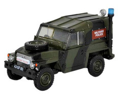 Oxford Diecast 76LRL002 Land Rover Half Ton Lightweight Military Police OO Gauge