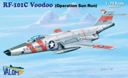 Valom 72131 McDonnell RF-101C Voodoo 'Sun Run' 1:72 Aircraft Model Kit