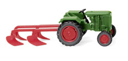 Wiking 039802  Normag Faktor 1 with Plough Leaf Green 1953-55 HO