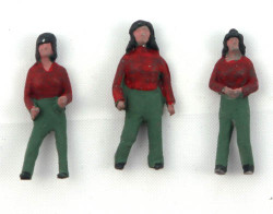 Springside DA87 Land Army Girls (3) Figure Set OO Gauge