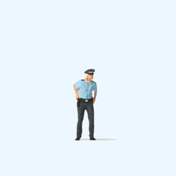 Preiser 28237 Policewoman Figure HO
