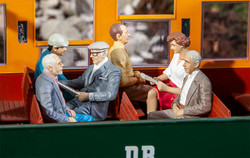 Pola 331503 Seated Passengers (6) Figure Set G Gauge