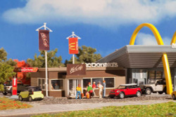 Vollmer 43636 McDonalds McCafe with Interior and Accessories Kit HO