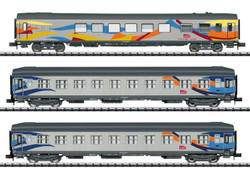 Trix 18210  SNCF Crosiere Express Coach Set (3) V N Gauge