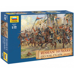 Zvezda Russian Hussars 'Napoleonic Wars' 1812-1814 1:72 Plastic Model Kit
