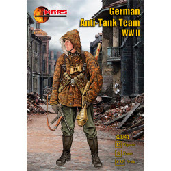 Mars 32041 WWII German Anti-Tank Team 1:32 Figures Model Kit