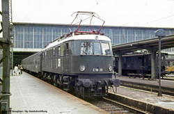 Piko Expert DB E18 Electric Locomotive III (~AC-Sound) PK51931 HO Gauge