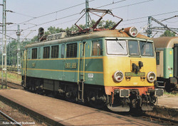 Piko Expert PKP EU07-205 Electric Locomotive V (~AC-Sound) PK96390 HO Gauge