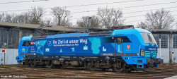 Hobbytrain Railpool/DB Netze BR193 813 Vectron Electric Locomotive VI H30168 N Gauge
