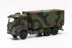 Herpa Iveco Trakker 8x8 Desert Sand HO Gauge HA746991