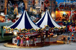 FALLER Roundabout Bar Refreshement Kiosk Fairground Model Kit IV HO Gauge 140322