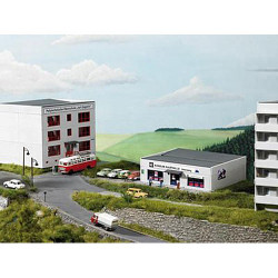 PIKO Petersburg Prefab Market Kit HO Gauge 61151