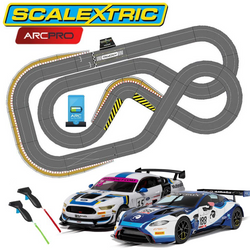 SCALEXTRIC Digital Bundle SL6 2023 - 2 Cars ARC PRO JadlamRacing Layout