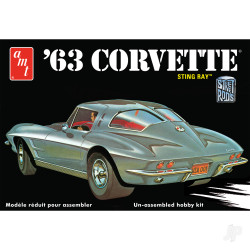 AMT 861 1963 Chevy Corvette 1:25 Model Kit