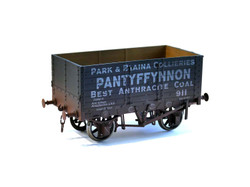 Dapol 7 Plank Wagon 9' Wheelbase Pantyffynnon 911 Weathered O Gauge DA7F-073-016