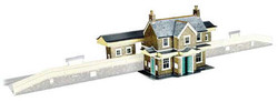 Superquick Country Station Building Card Kit OO Gauge SQA2