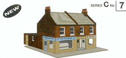 Superquick Red Brick Terrace Corner Shops Card Kit OO Gauge SQC7