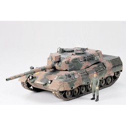 TAMIYA 35112  West German Leopard Tank A4 1:35 Military Model Kit