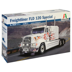 ITALERI  Freightliner FLD 120 (Special) 3925 1:24 Truck Model Kit