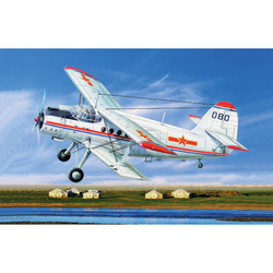 Trumpeter 1602 An-2 Colt/Y-5 (Nanchang) 1:72 Model Kit