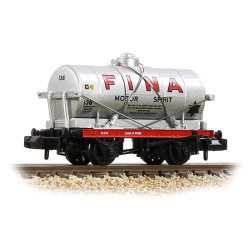 Graham Farish 373-658A 14T Tank Wagon 'Fina' Silver