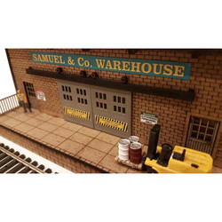 Proses LS-041 HO/OO Scale Warehouse w/Motorized Working Doors