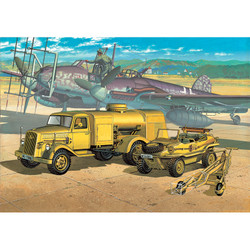 Academy 13401 WWII German Fuel Truck and Schwimwagen 1:72 Model Kit