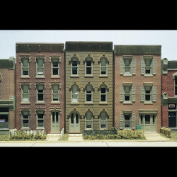 DPM 11400 Three Townhouse Flats (Frontages Only) HO Gauge