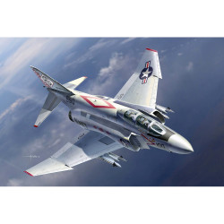 Academy 12323 USN F-4J VF-102 Diamondbacks 1:48 Model Kit